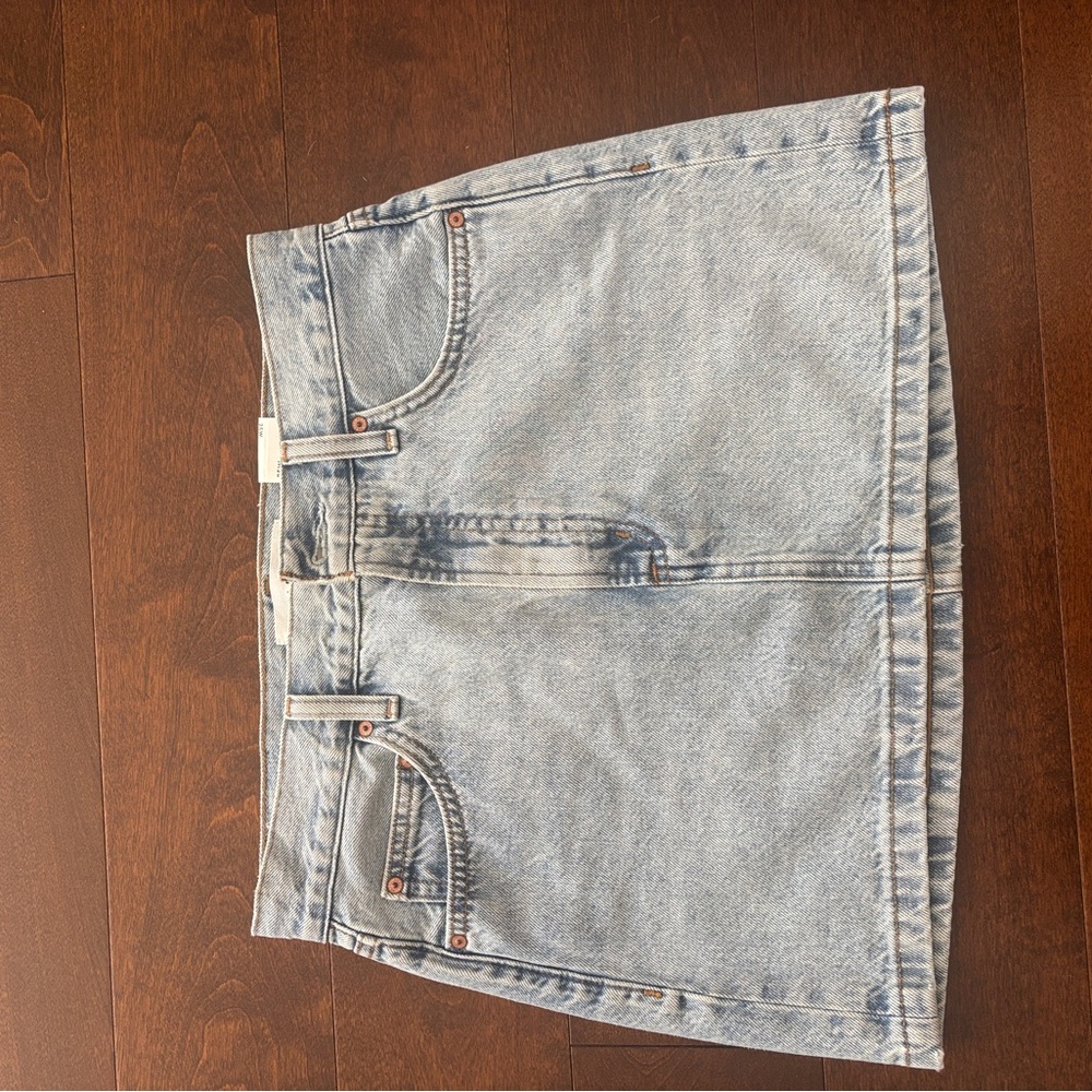 Aritzia denim skirt 15 years